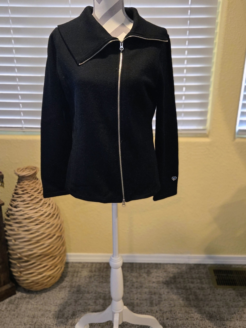 Classic KUHL Black Front Zip Funnel Collar Sweater